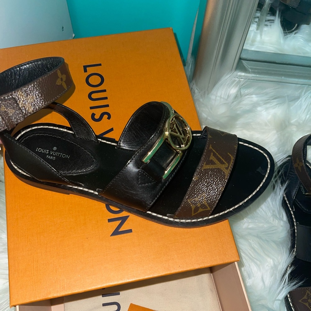 Used twice And it is in good Shape. [ORIGINAL]